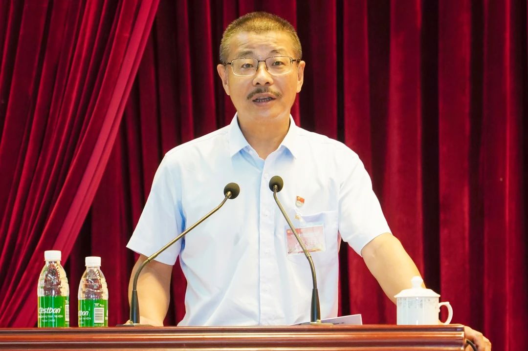 海南(nan)矿业第四次工(gong)会会員(yuan)代(dai)表大(da)会勝(sheng)利召开5_20240426150737.jpg