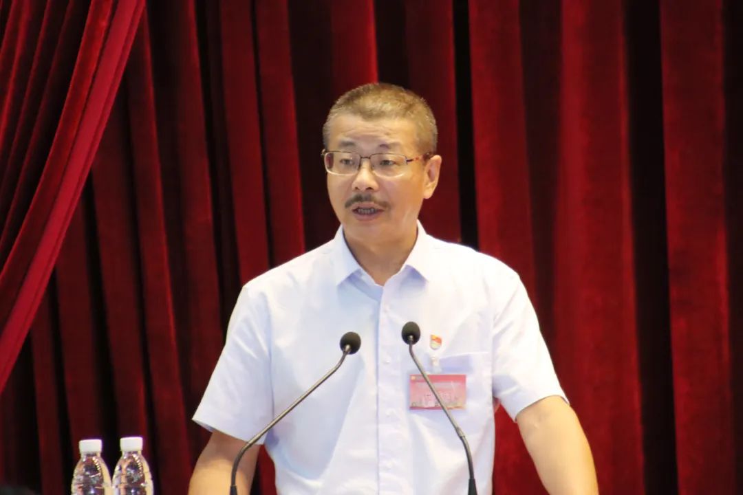1714116632540605.jpg 海南(nan)矿业召开第四届职工(gong)代(dai)表大(da)会第一(yi)次会议8.jpg