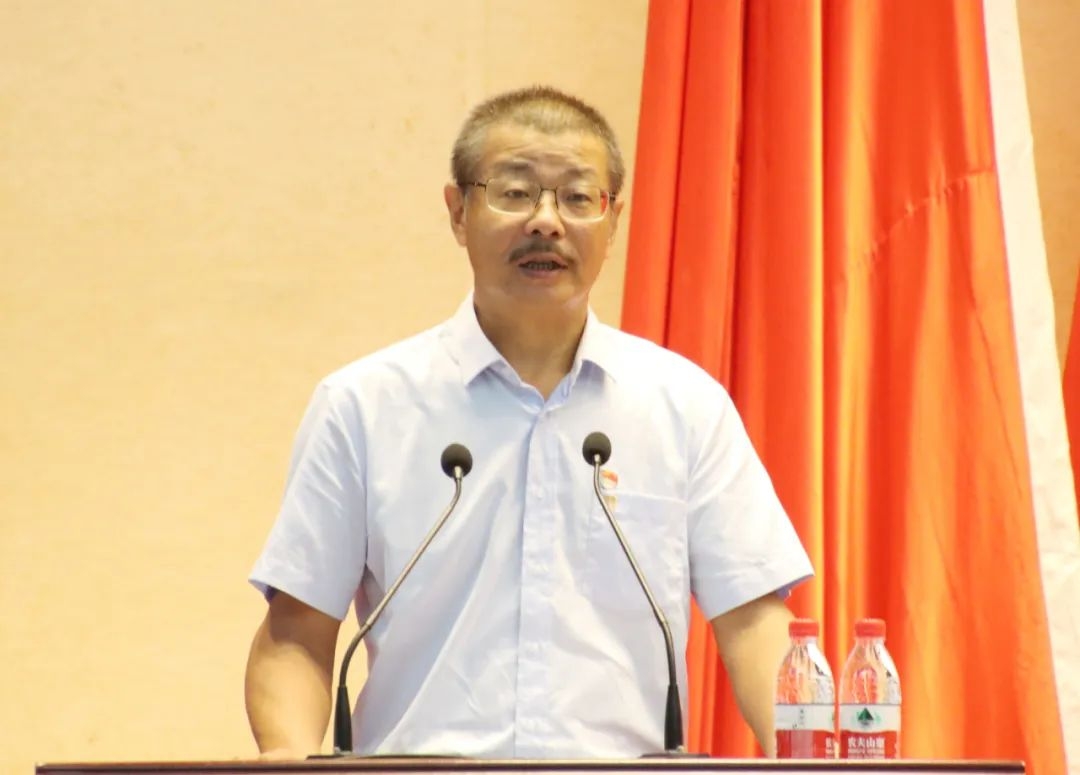 1719823558292295.jpg 海南(nan)矿业召开庆祝中(zhong)國(guo)共産(chan)党成(cheng)立103周年(nian)暨七一(yi)表彰大(da)会9.jpg