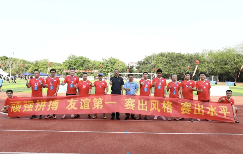 海南(nan)矿业足球隊(duì):海南(nan)矿业足球隊(duì)出战海南(nan)“國(guo)資(zi)杯”暨第七届昌江(jiang)“芒果杯”足球赛